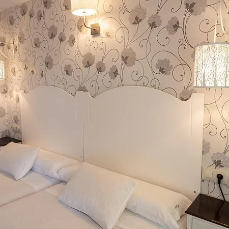Puerto Arnela Hotel 2*